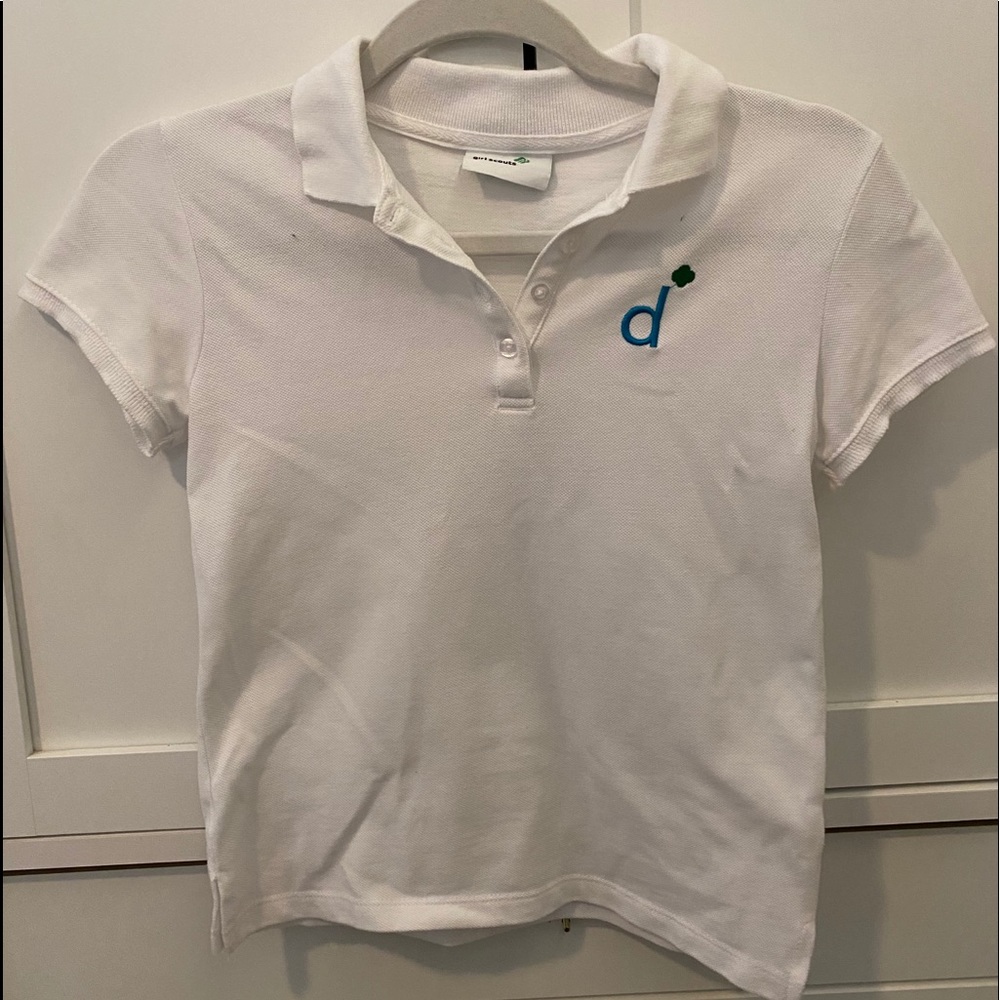 white collared tee
